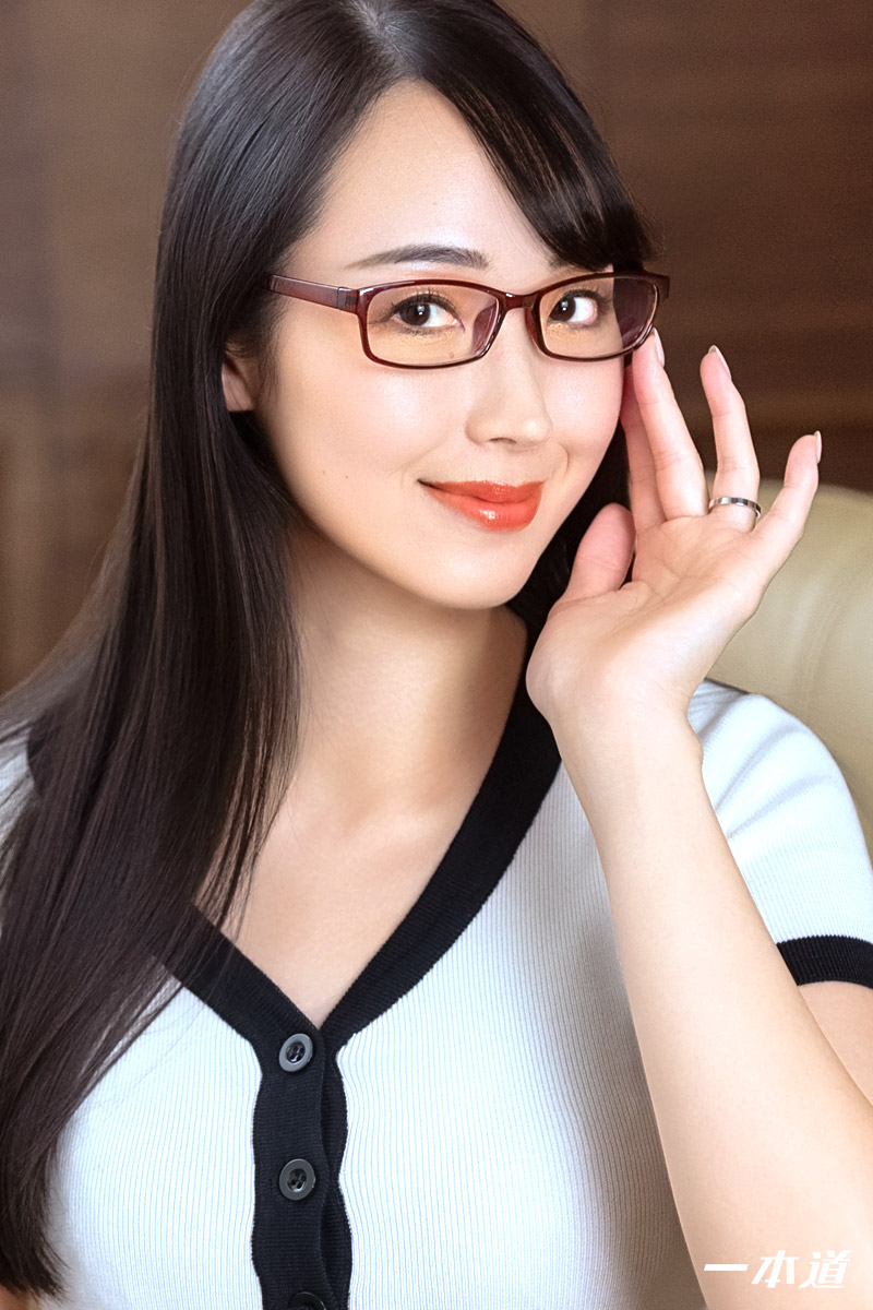 Mina Sakura — Mina Sakura | DTI: Married-Woman Scenario / Masturbation · #221945